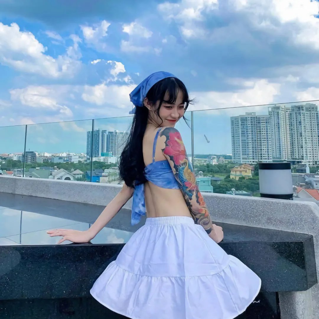 青青河边草